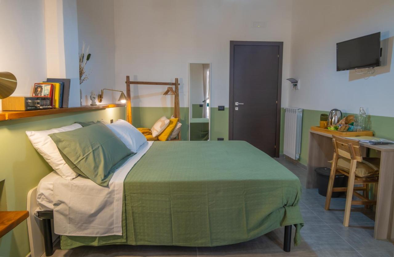 Maga Miro - Guest House Салерно Екстериор снимка